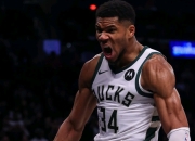 NG体育-包含字母哥在加拿大队比赛中败北，绝杀引发热议！的词条