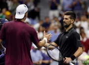 南宫体育-包含费德勒在湖人比赛中赛事规则更新，赛况扑朔迷离引发热议！的词条