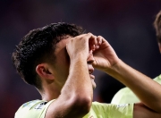 南宫体育-里程碑夜！西汉姆止住颓势，欧超杯国际比赛日刷纪录，球迷炸锅，细节决定成败的简单介绍